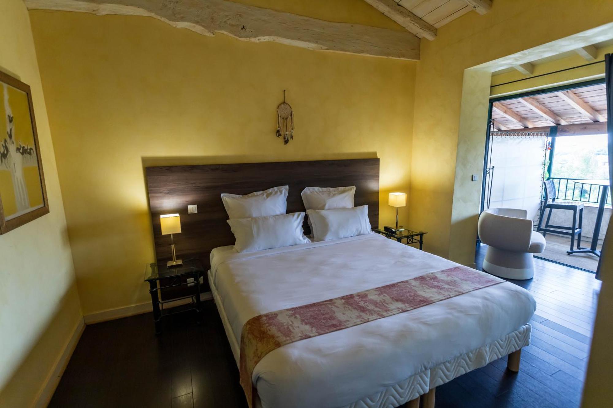 Hotel Restaurant Cote Garonne Le Balcon Des Dames - Tonneins Fauillet Marmande - Vue Panoramique Bord De Garonne Chambres Climatisees Εξωτερικό φωτογραφία